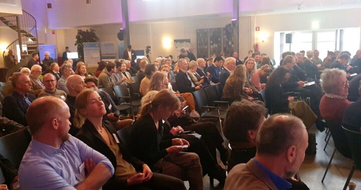 De hele waddencommunity is er bij. (Foto: Gijs van Hesteren)